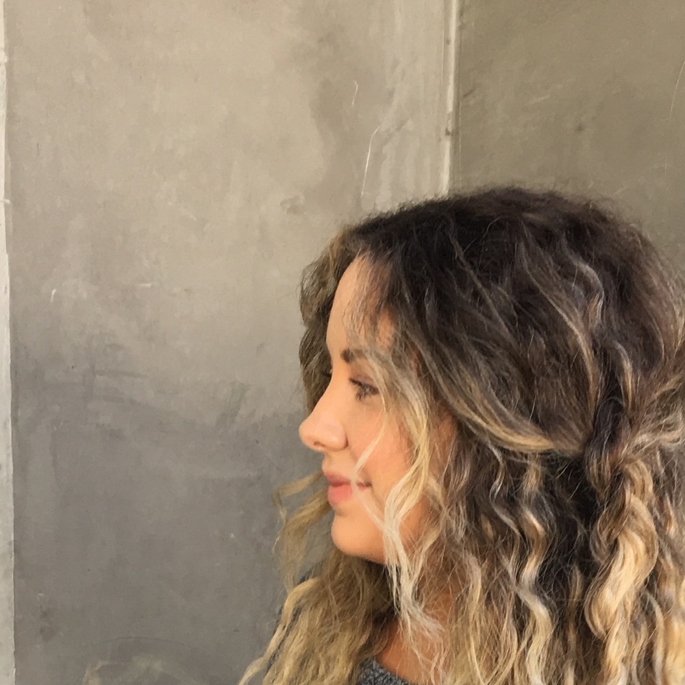 Meet your Posher, Rebecca